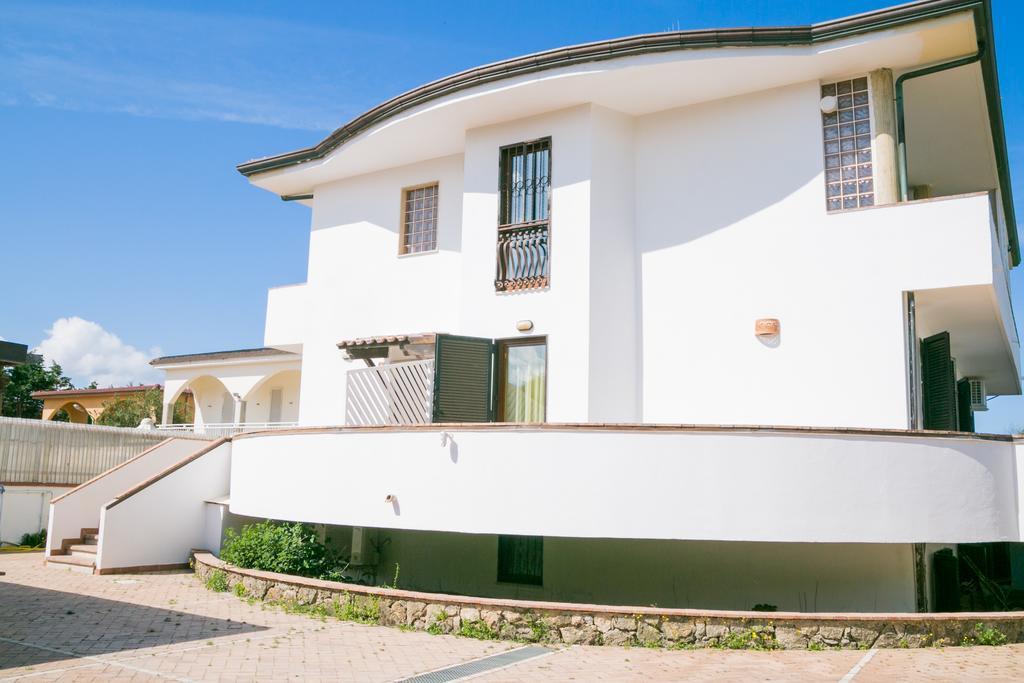 Villa Giglio Marino 帕埃斯图姆 外观 照片